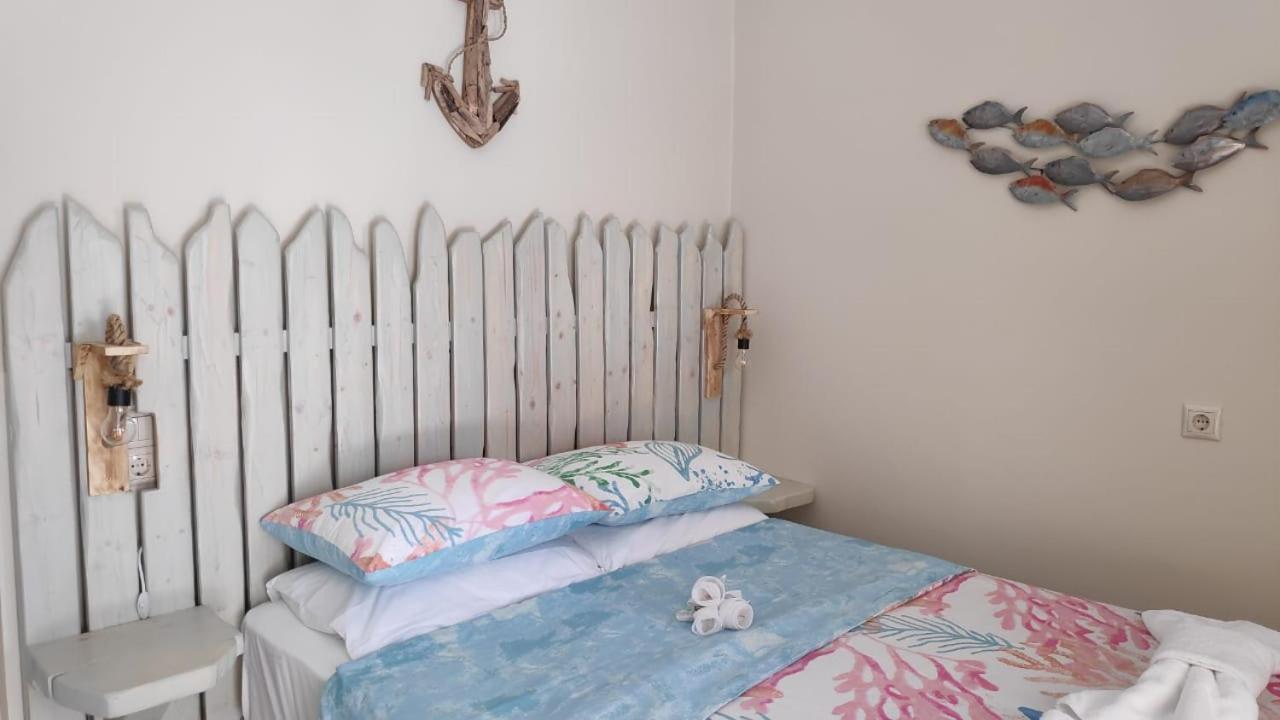 Helena'S Rooms Kassiopi Esterno foto