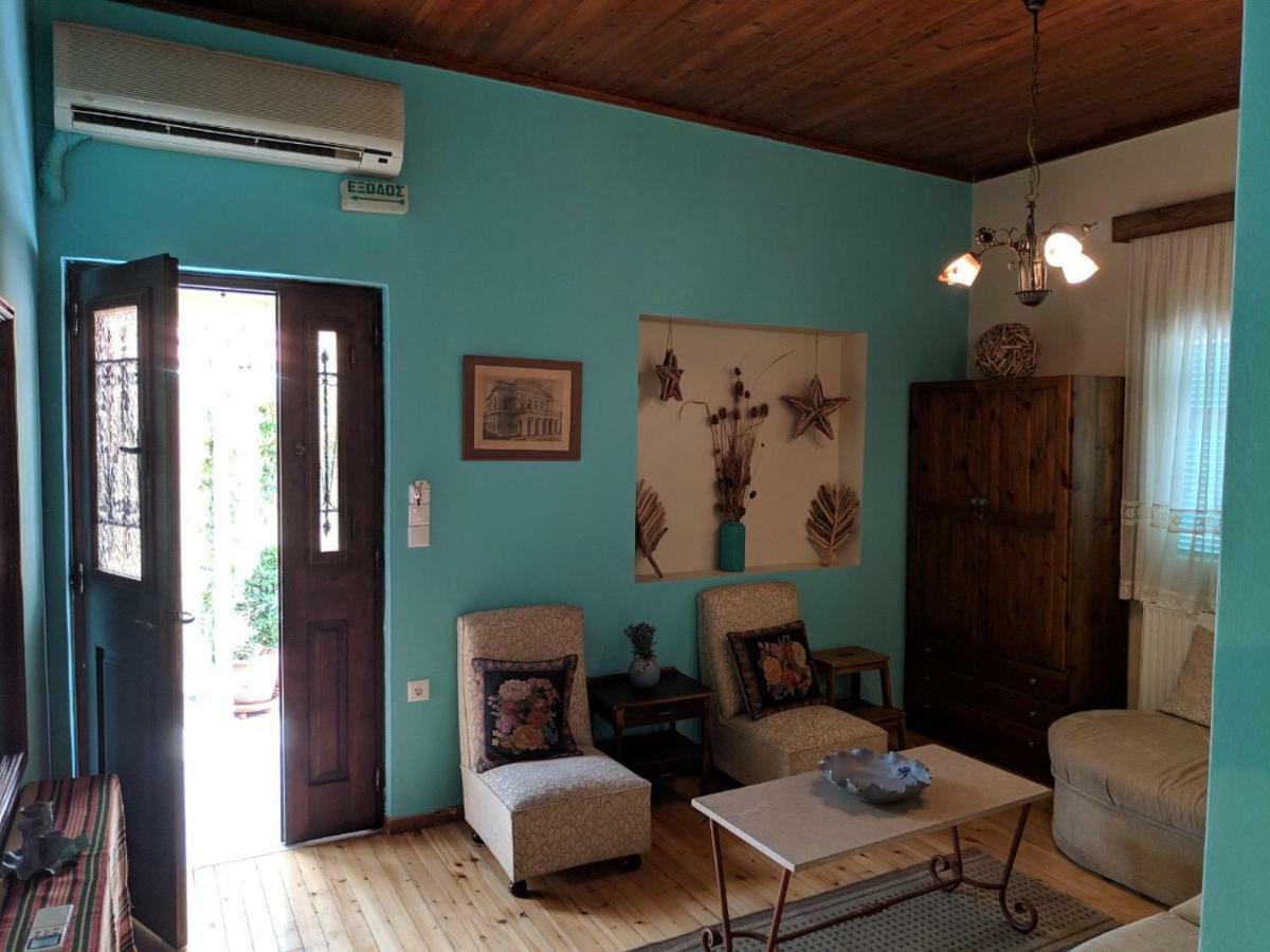 Helena'S Rooms Kassiopi Esterno foto